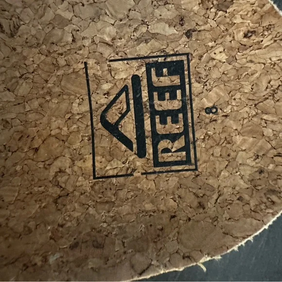 Reef Women's White and Tan Slide Sandals Size 8 - Picture 6 of 12